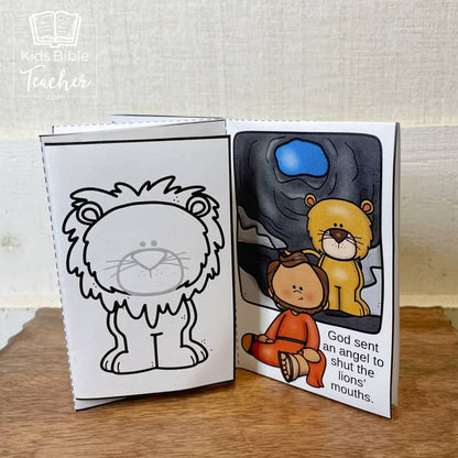 Daniel and the Lions Den Mini Book Bible Craft for Kids