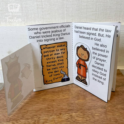 Daniel and the Lions Den Mini Book Bible Craft for Kids