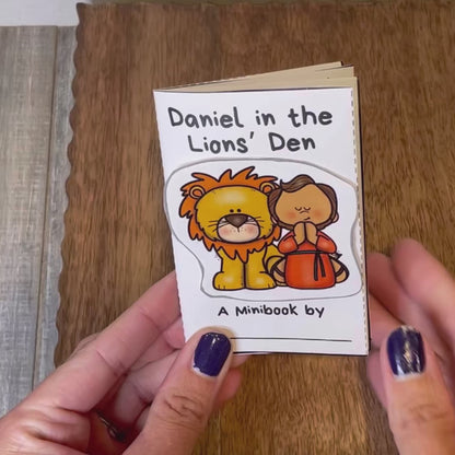 Daniel and the Lions Den Mini Book Bible Craft for Kids